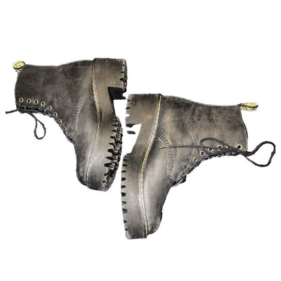 DR MARTENS Shriver Hi Black Burnished Wyoming Leather Boots Women 7 US - Picture 8 of 14